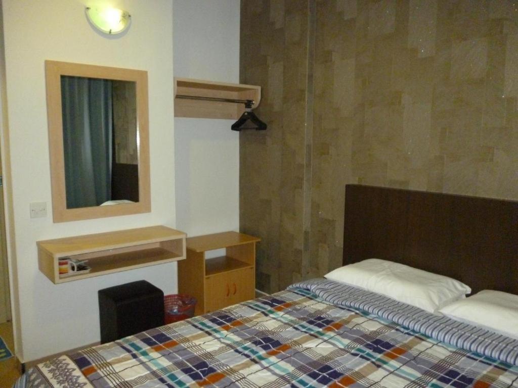 G Six Hotel Sitiawan Dış mekan fotoğraf