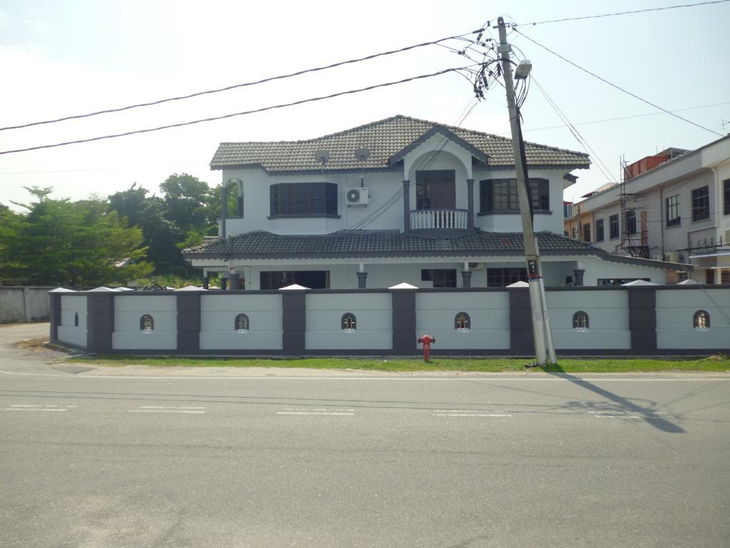 G Six Hotel Sitiawan Dış mekan fotoğraf