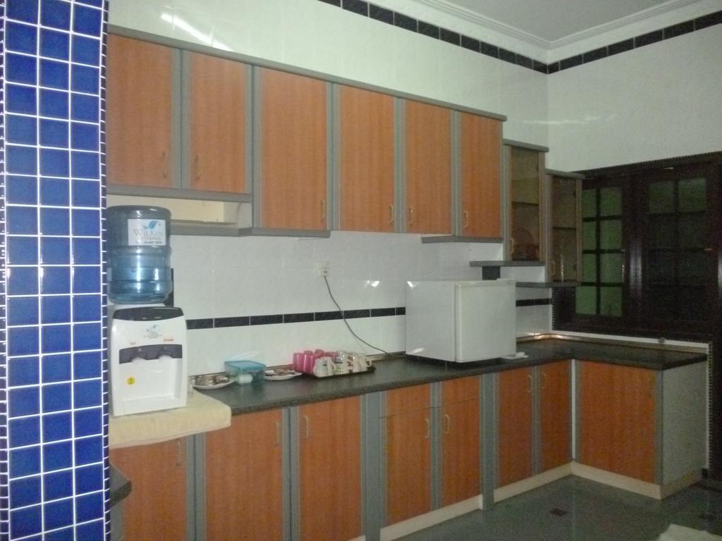 G Six Hotel Sitiawan Dış mekan fotoğraf