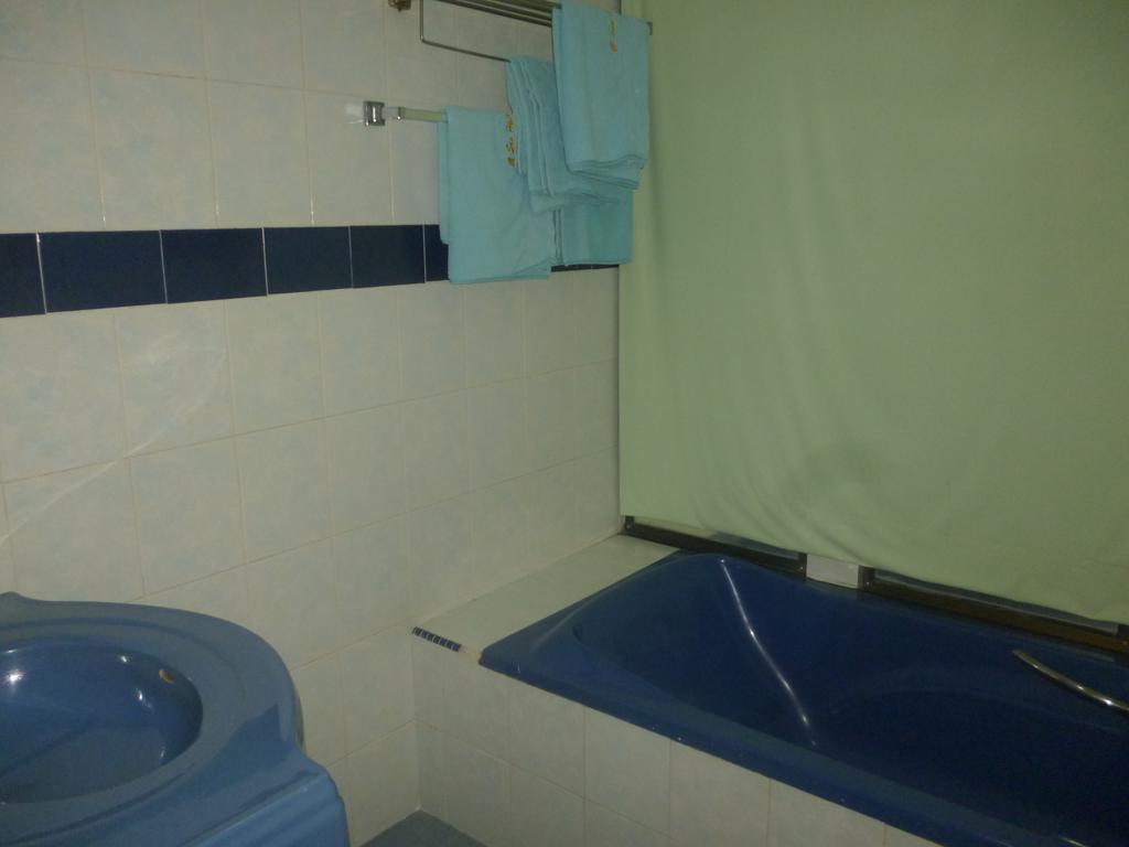G Six Hotel Sitiawan Dış mekan fotoğraf